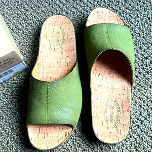 Women's Kork - Ease Tutsi Green Slide Sandals. Size 11